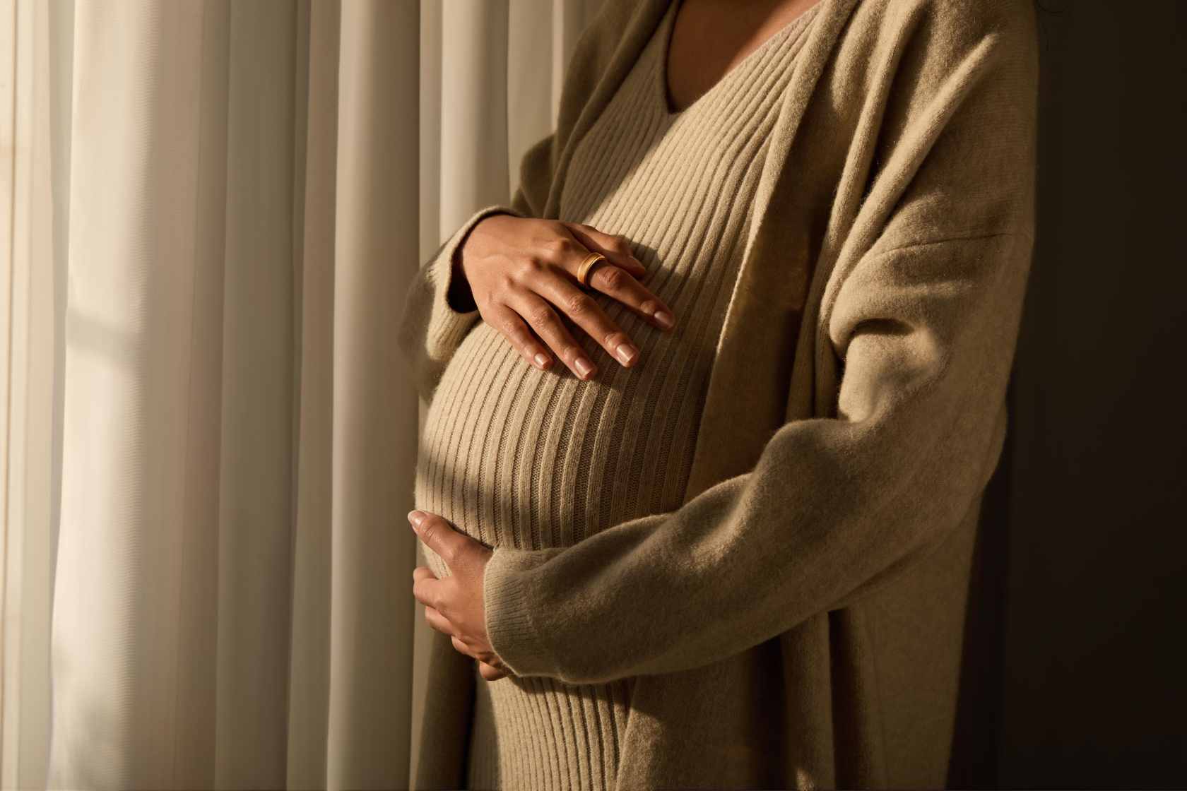 Fertility Tracking Ring vs BBT Thermometer: Strengths, Limits, and Best Use Cases