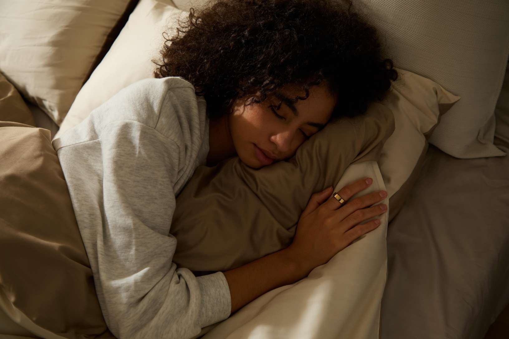 Why Does Your Heart Rate Spike During Sleep? Common Causes and Red Flags
