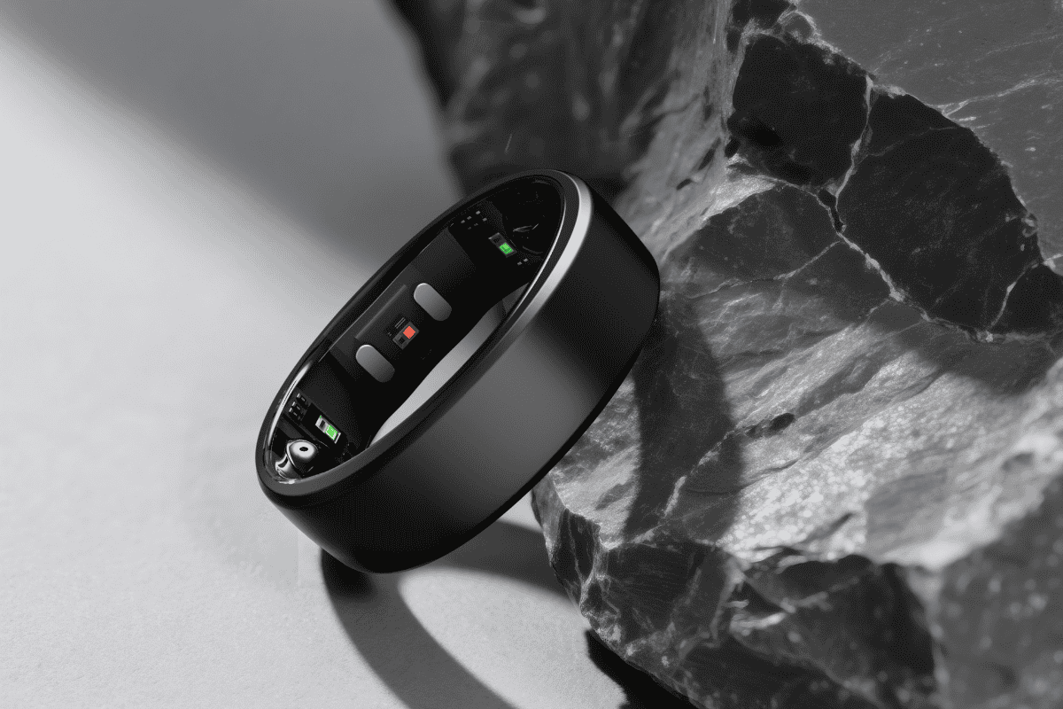 What Do Red, Green, and Infrared Lights on a Smart Ring Mean?
