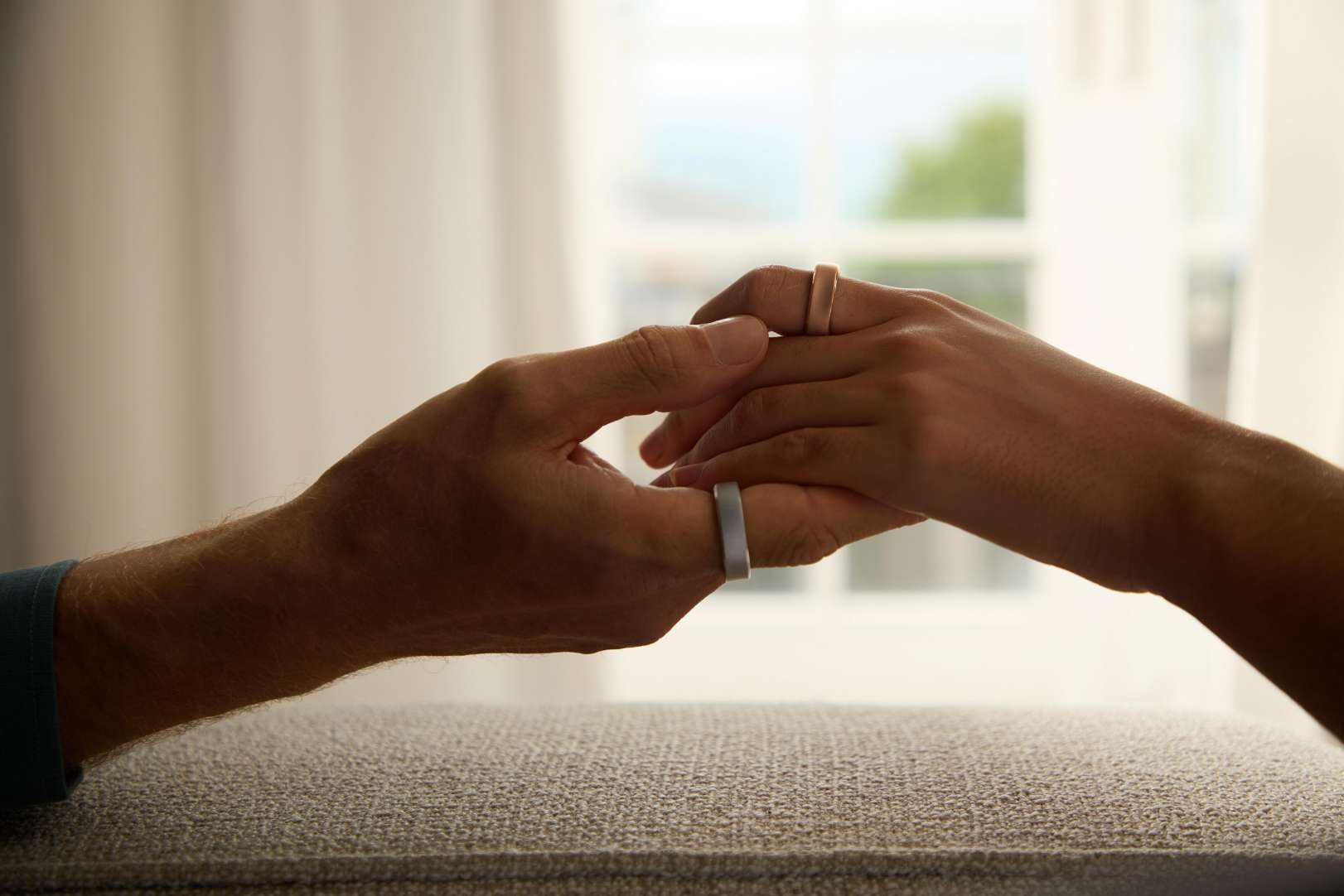 Which Finger Should You Wear a Smart Ring On?