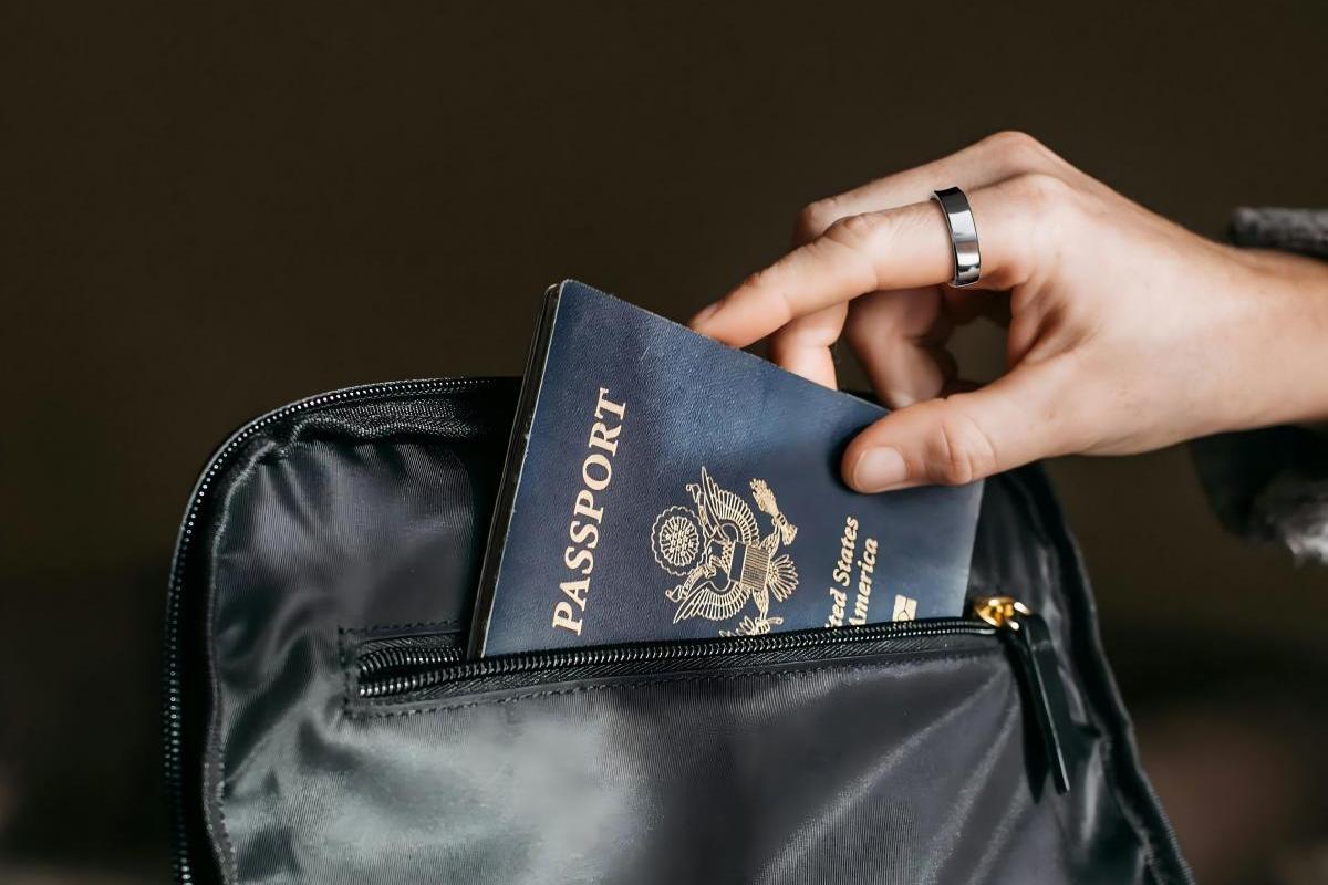 Conquer Jet Lag with Your Smart Ring